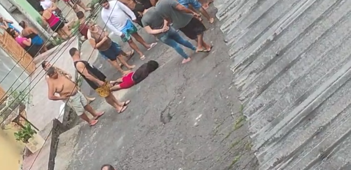Homem é morto com quase 20 tiros no Mutirão, em Manaus