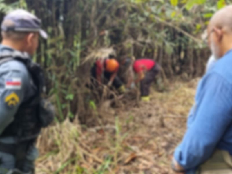Corpo de jovem é encontrado em cova rasa no AM