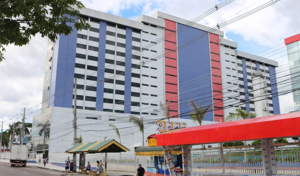 Fametro selecionando professores da área de saúde em Manaus