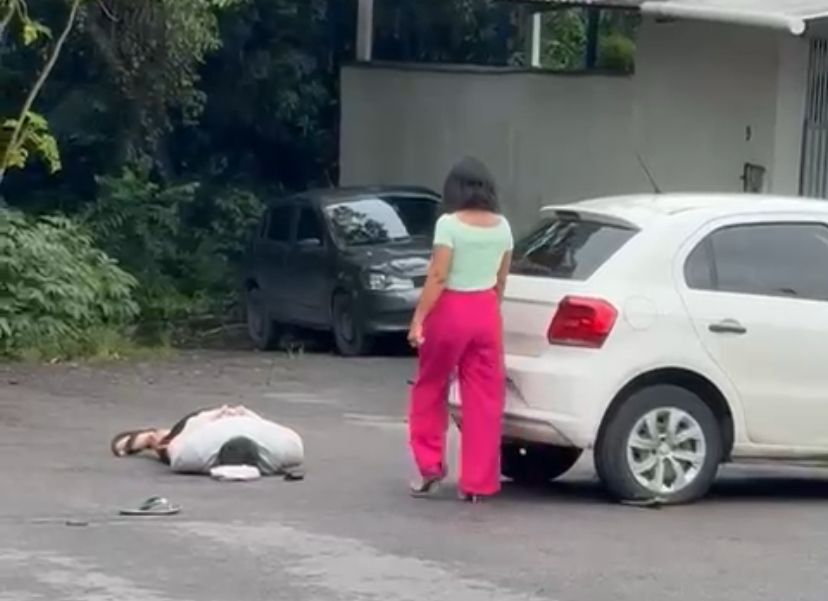 VÍDEO: investigadora reage a assalto e prende criminoso em Manaus