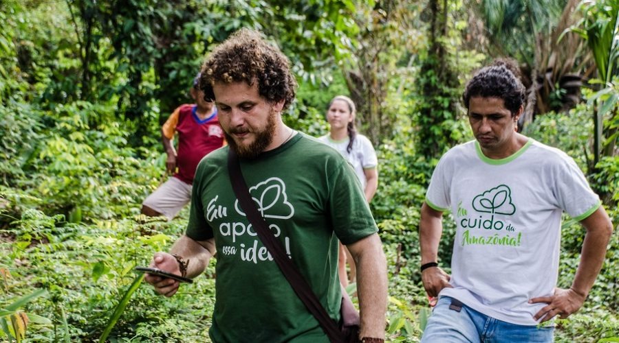 IDESAM cadastrando currículos para vagas de estágio em Manaus