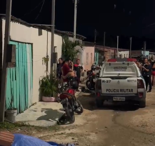 Irmãos são mortos a tiros dentro de casa na Zona Norte de Manaus