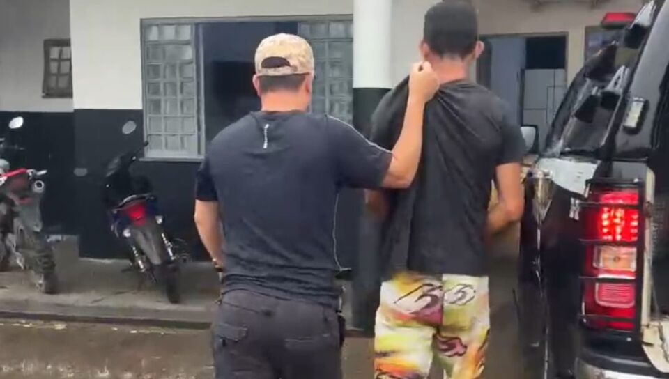 Homem que estuprou sobrinha na frente do irmão é preso no AM