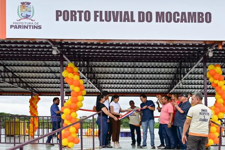 Porto de Parintins inaugurado sem Braga