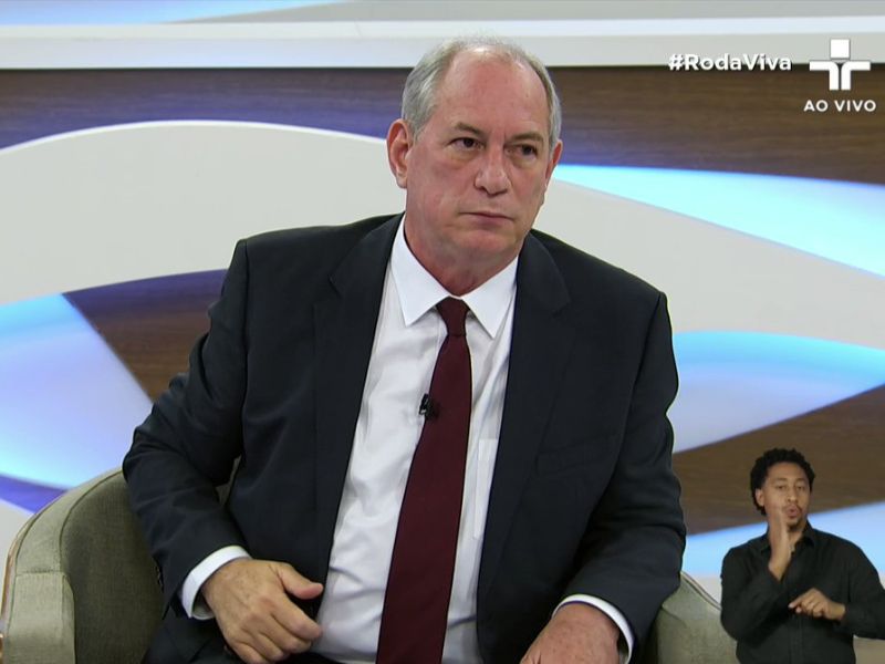 Ciro Gomes descarta disputar Presidência, deve sair do PDT e negocia ida para o PSDB