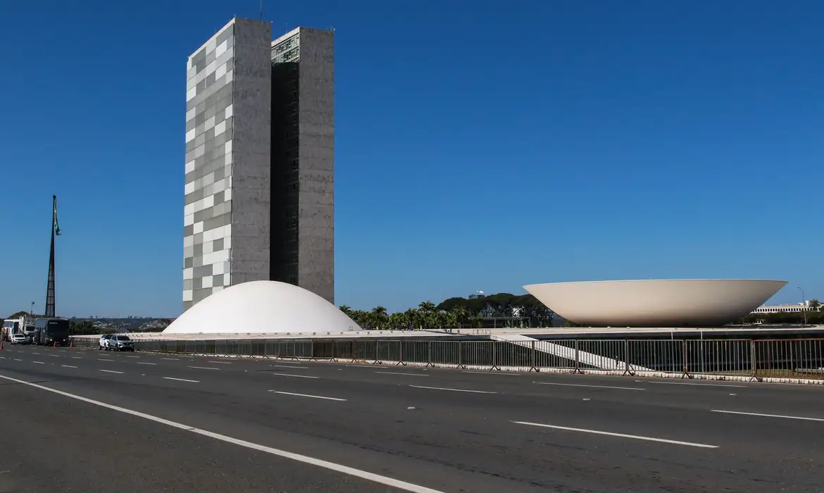 Tendência no Senado aponta para rejeição da PEC da Blindagem