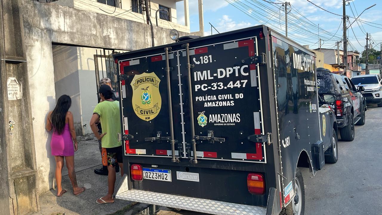 Mulher é assassinada com tiros no rosto dentro da própria casa em Manaus