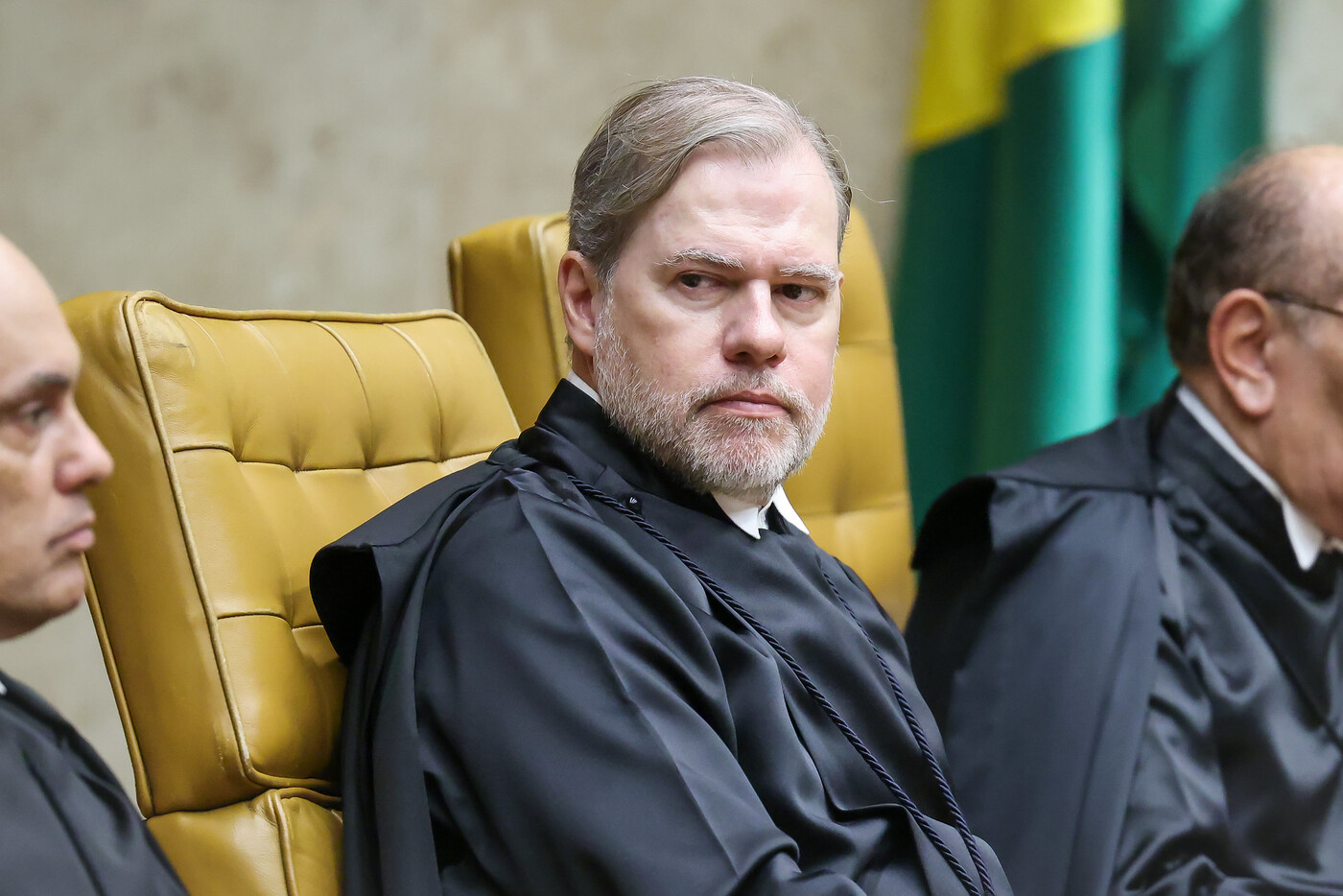 conflito e tensão com PF