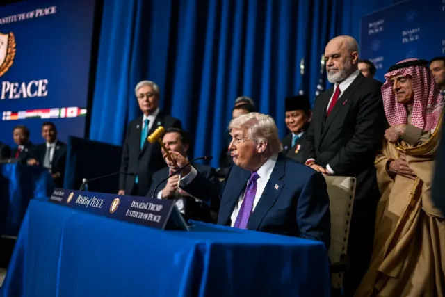 mais uma fantasia de Trump