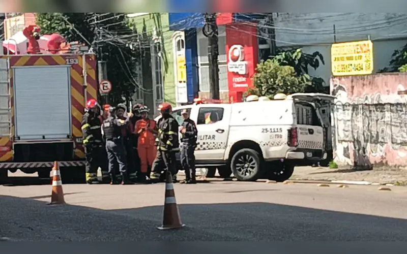 Polícia interdita rua após ameaça de bomba no Centro de Manaus