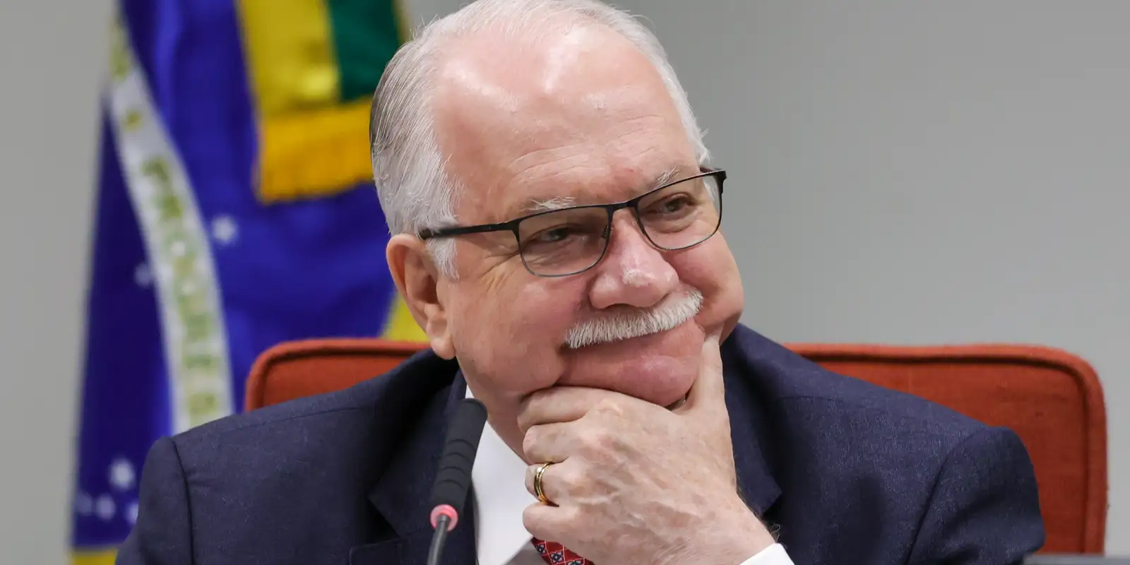 Caso Master: Fachin convoca ministros para tratar de menções a Toffoli