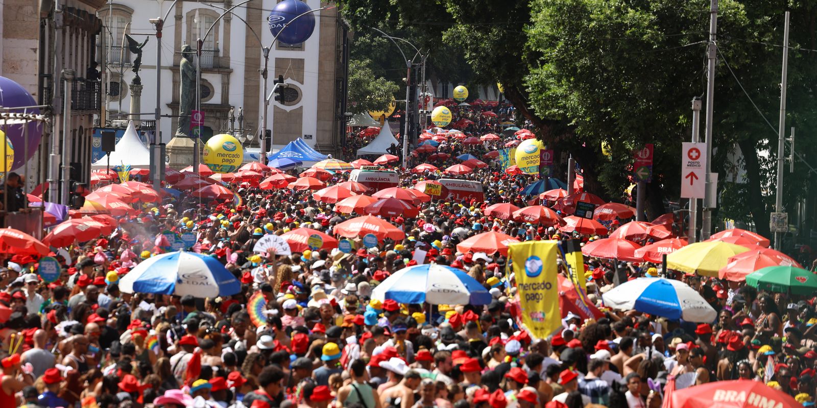 PM do Rio prende mais de 200 pessoas durante Carnaval