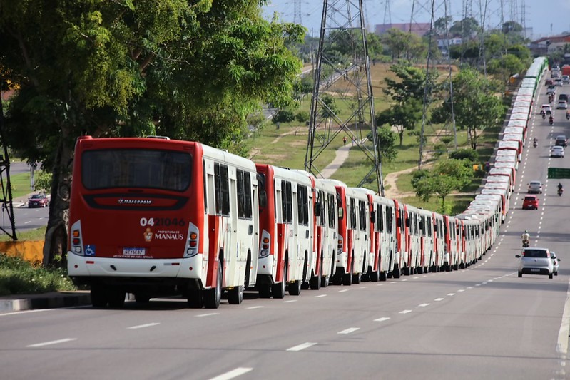 Manaus lança linha de ônibus C-900 ligando zonas Oeste e Norte