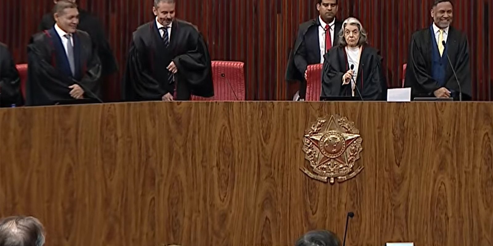 TSE tem maioria para condenar Castro à inelegibilidade até 2030