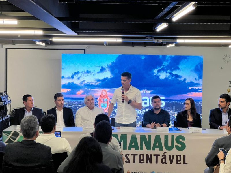 Prefeito David Almeida assina decreto que regulamenta ‘Programa Manaus Sustentável’