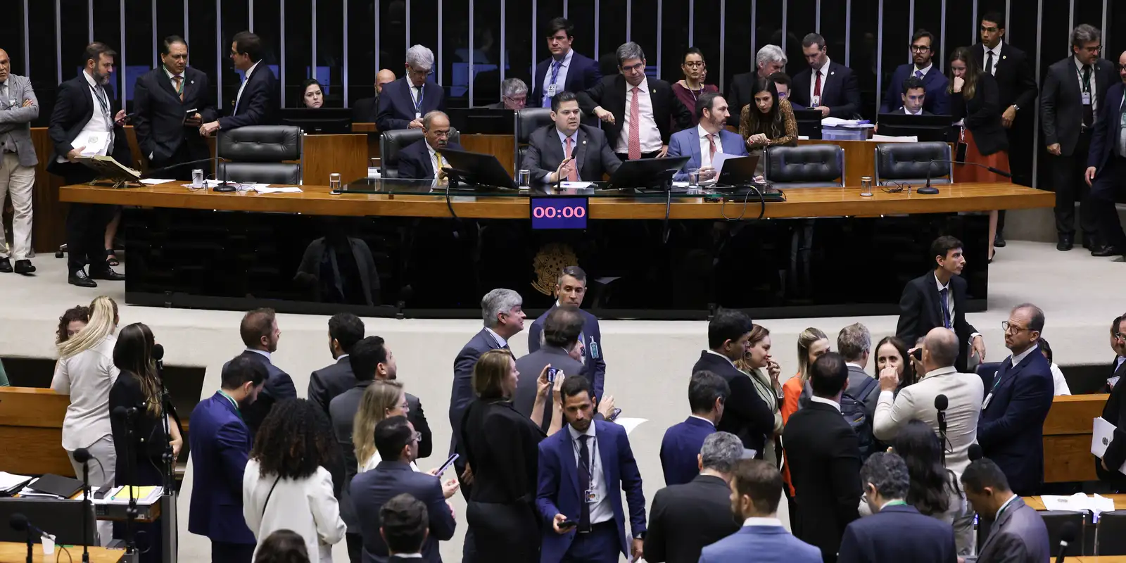 Congresso vota em 30 de abril veto de Lula a PL da Dosimetria