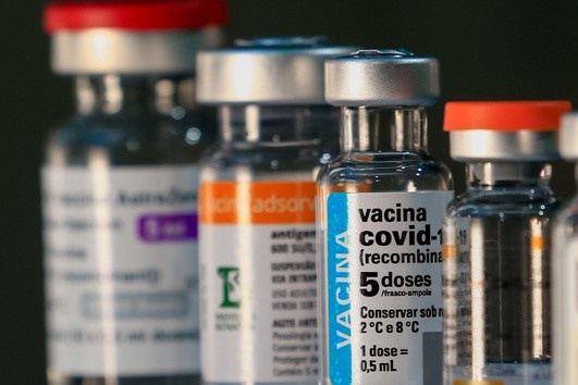 Amazonas recebe 60 mil doses da vacina contra covid-19