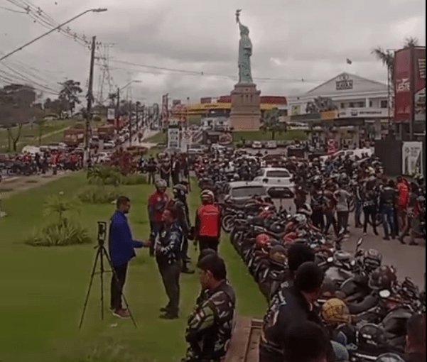 VÍDEO: Motoristas de app protestam contra ‘PL dos aplicativos’ em Manaus