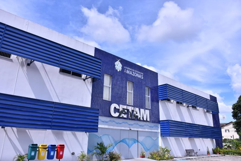 Fachada de unidade do Cetam em Manaus com oferta de cursos gratuitos