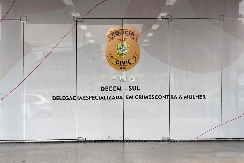 Homem é preso por perseguir, ameaçar e invadir casa de ex-mulher em Manaus