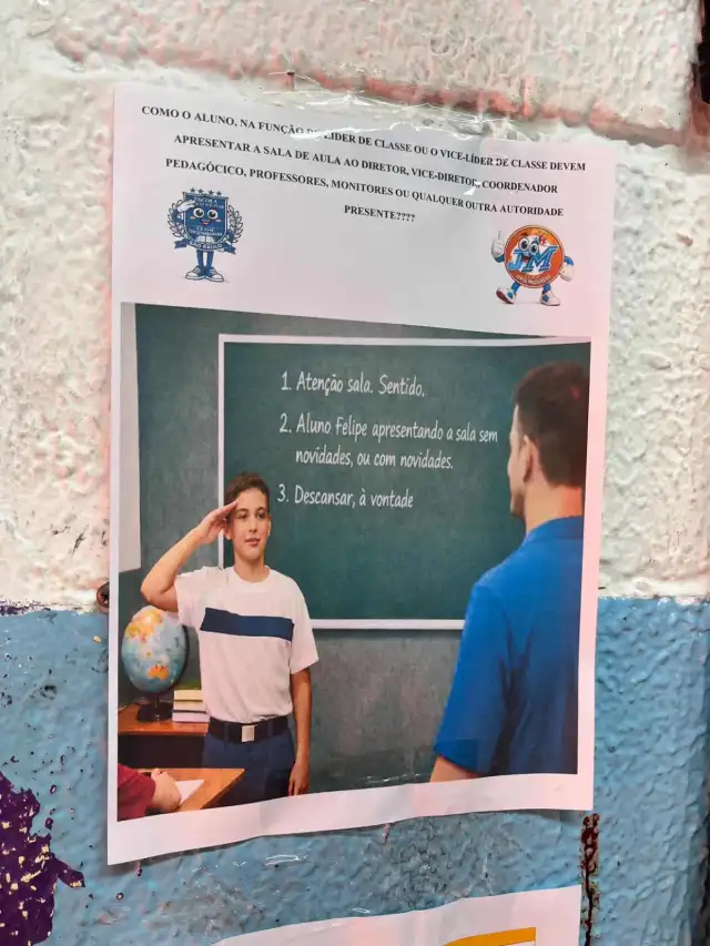 primeiros dias de uma escola militarizada