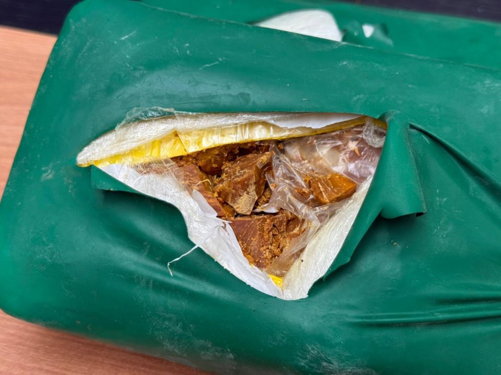 Traficante é preso com carga de maconha e cocaína que seria levada de Manaus ao Pará