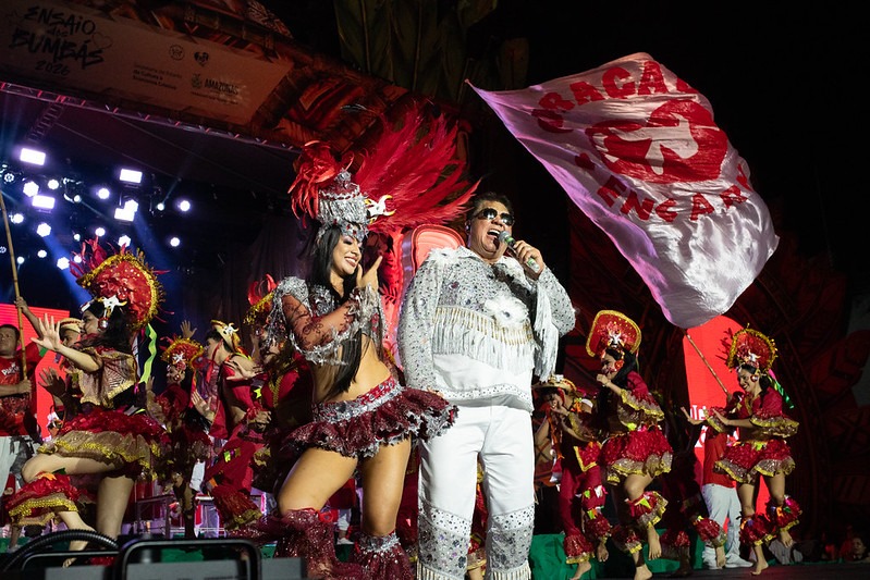 Curral do Garantido transforma o sambódromo em grande celebração da cultura em Manaus