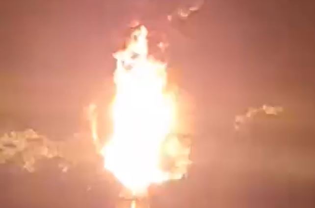 VÍDEO: Caminhão-tanque explode na BR-174 e causa pânico em motoristas no Amazonas