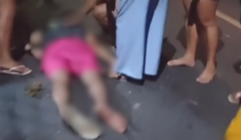 VÍDEO: Acidente em avenida de Manaus deixa motociclista ferido