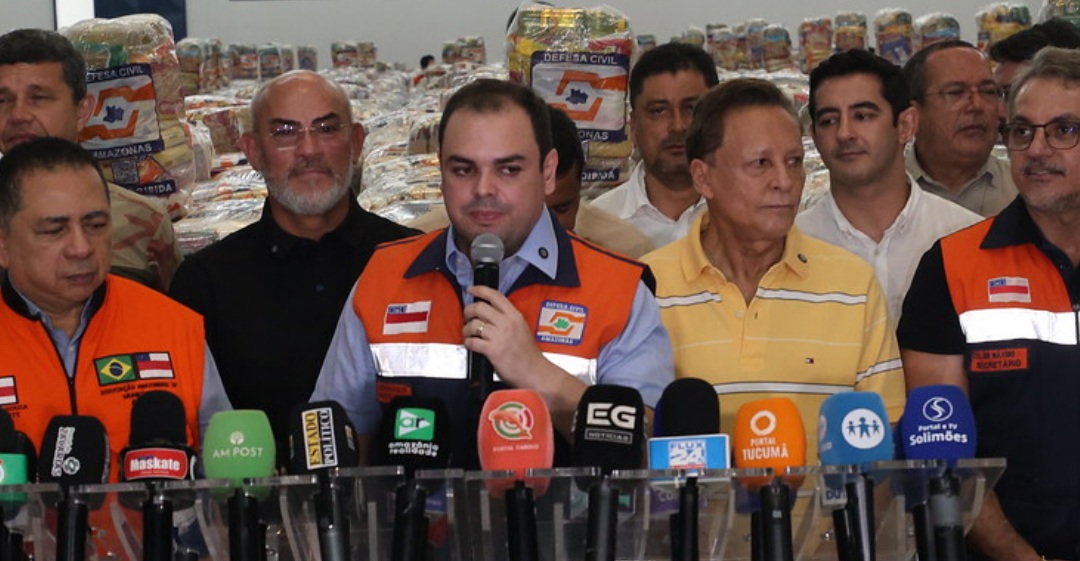 Roberto Cidade responde a Renato Júnior sobre Governo asfaltar Manaus: 'falta gestão'