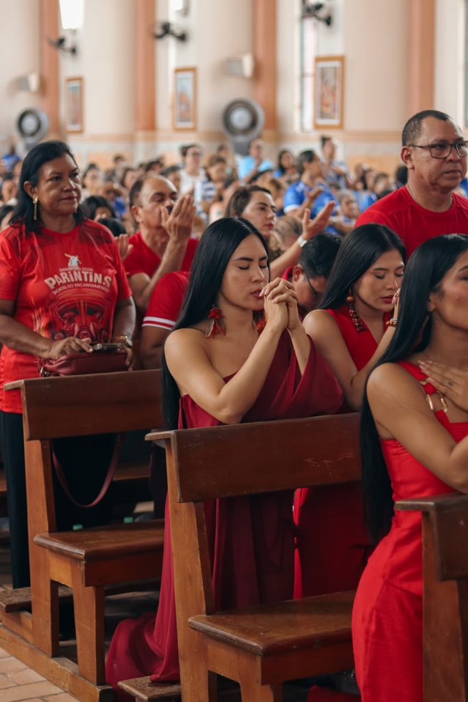 Boi Garantido celebra Missa em Ação de Graças pelo 59° Festival Folclórico de Parintins