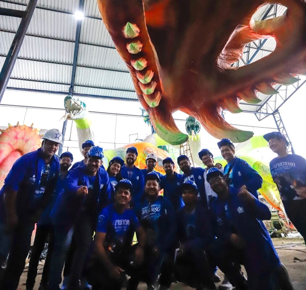 Caprichoso acelera produção de alegorias e promete espetáculo grandioso no Festival de Parintins 2026