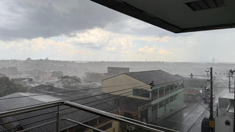 Manaus entra em alerta para chuva intensa neste sábado