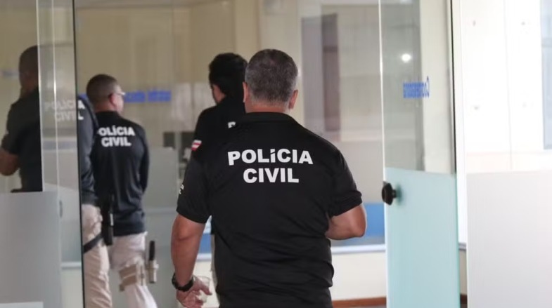 Criança de 3 anos é espancada e queimada com cigarro pelo padrasto