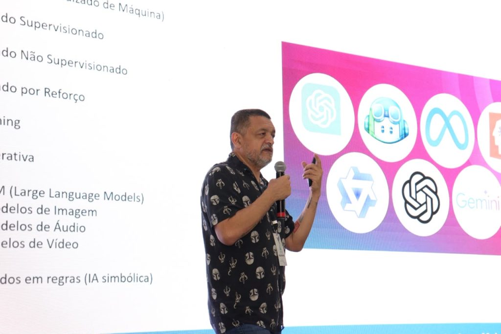 Empresas precisam aprender a usar IA para não perder espaço no mercado, alerta Escola de Tecnologia da UEA
