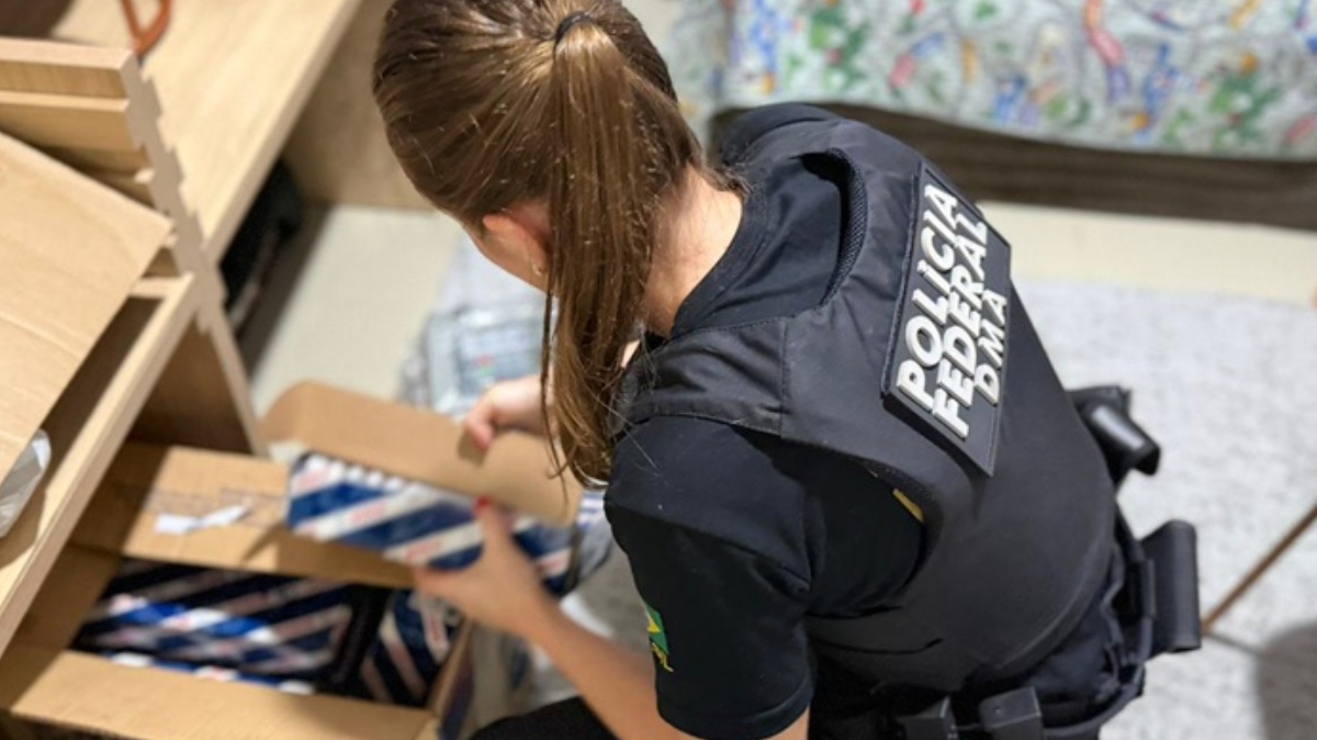 PF faz operação contra esquema de contrabando de mercúrio usado no garimpo ilegal no AM