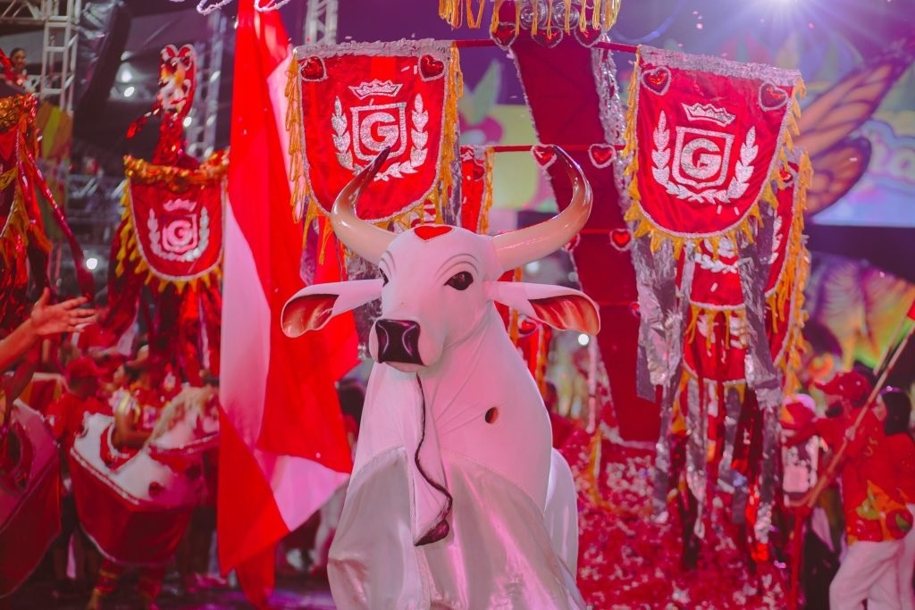 Último Curral do Garantido leva tradição e festa ao Sambódromo de Manaus