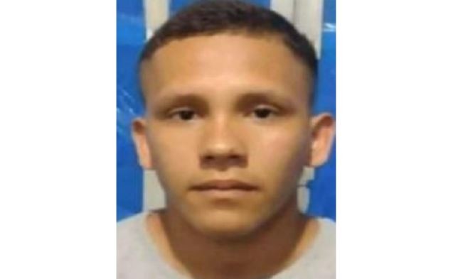 'Loirinho' é caçado pela polícia após invadir casa e assaltar grávida sob ameaça de faca em Tefé
