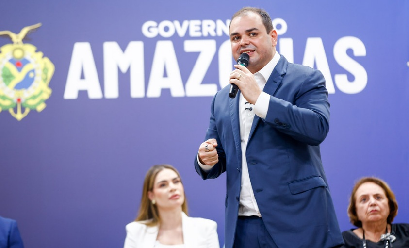Cidade não vê erro nos contratos da família para transporte escolar com Governo: 'narrativa política'