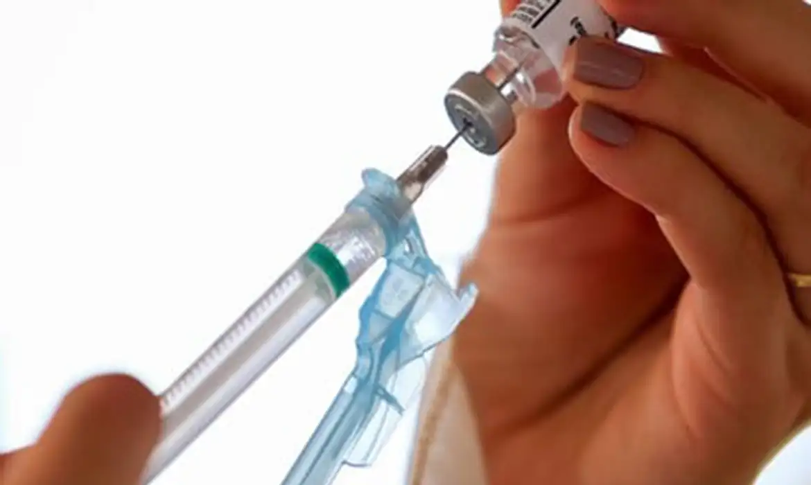 Vacina contra HPV segue disponível para crianças e grupos prioritários em Manaus