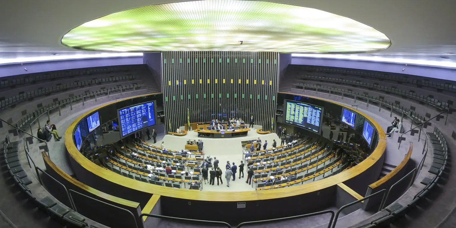 Câmara diz ao STFque não há irregularidades em indicações de emendas