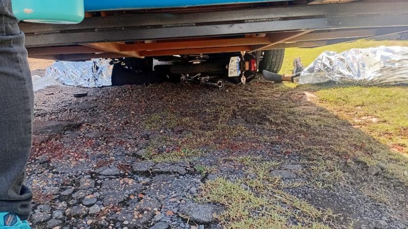 Casal morre em grave colisão entre motocicleta e ônibus na BR-174; veja imagens