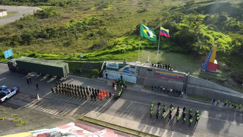 Ajuda humanitária enviada de Manaus chega à fronteira da Venezuela