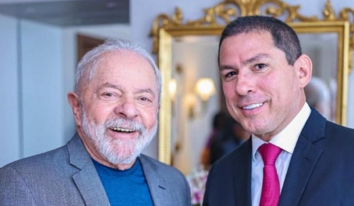 Lula liga para Marcelo Ramos e pede a ele que retire candidatura ao Senado
