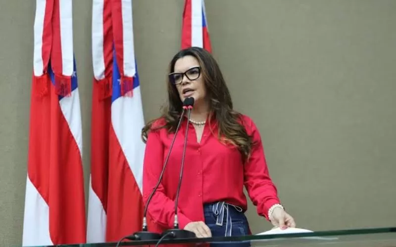 Alessandra Campêlo repudia ataque contra Dra. Shádia e classifica como machista e covarde
