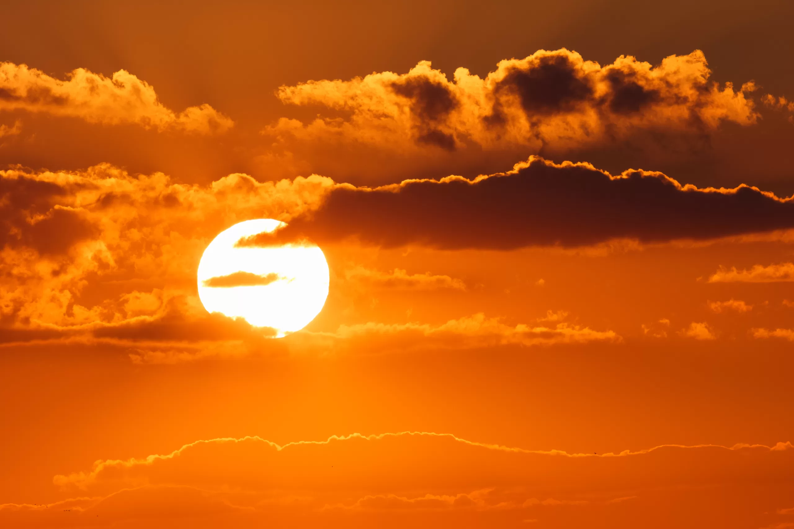 Manaus registra 37,1°C e bate recorde de dia mais quente do ano