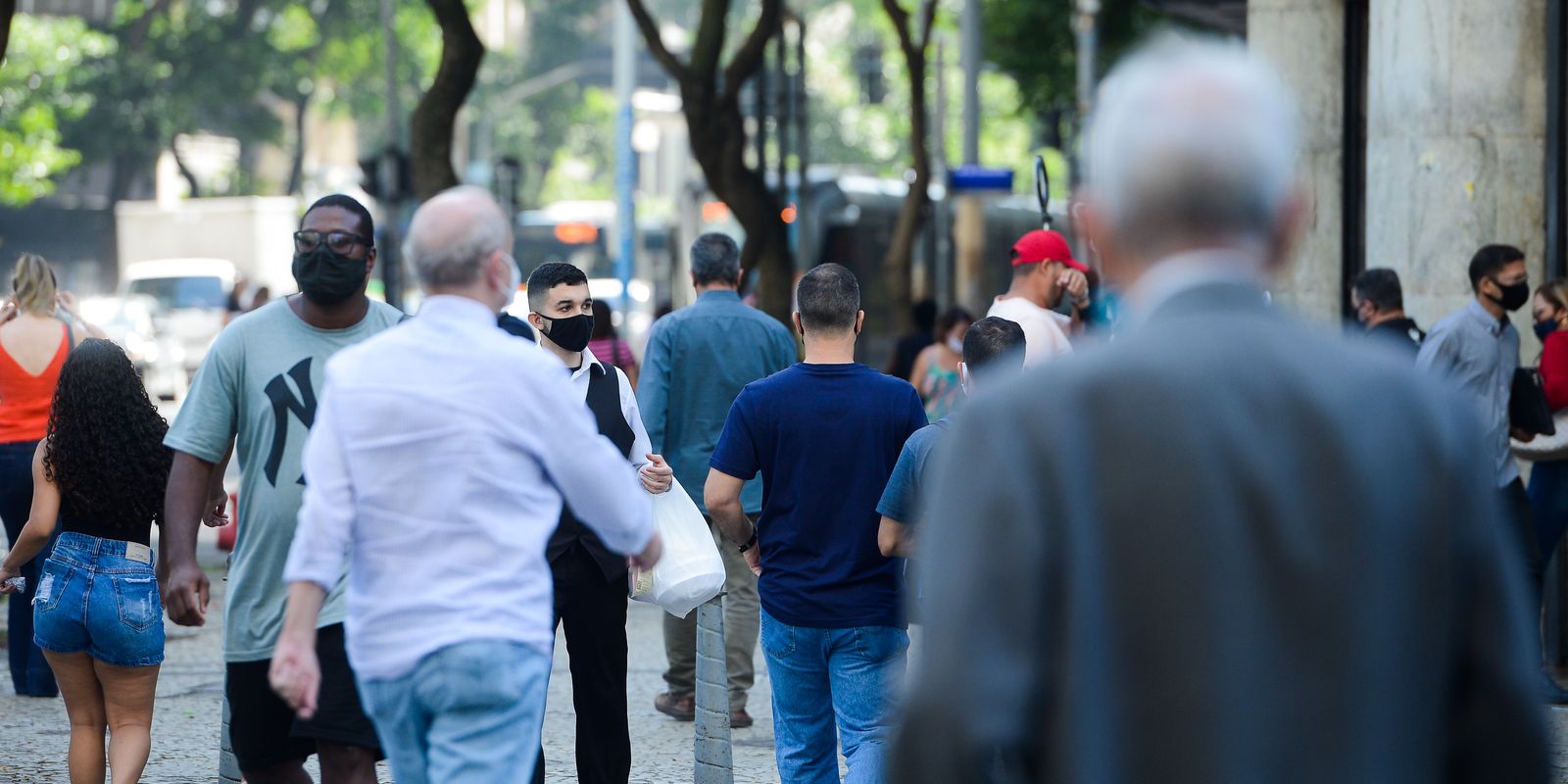 Candidato acreditar em Deus é fundamental para maioria dos brasileiros