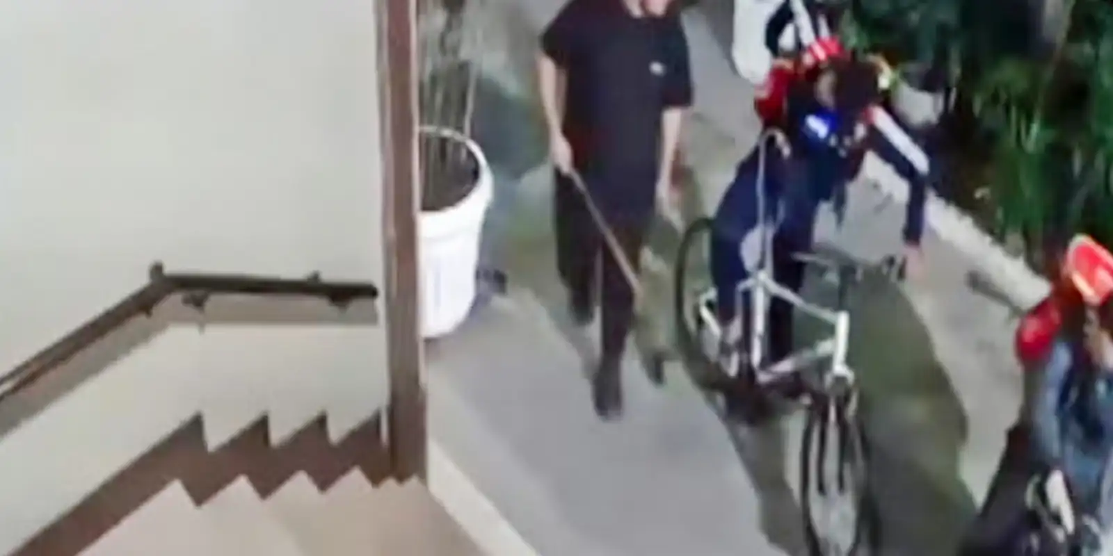 Justiça mantém prisão de seguranças investigados por morte de ciclista