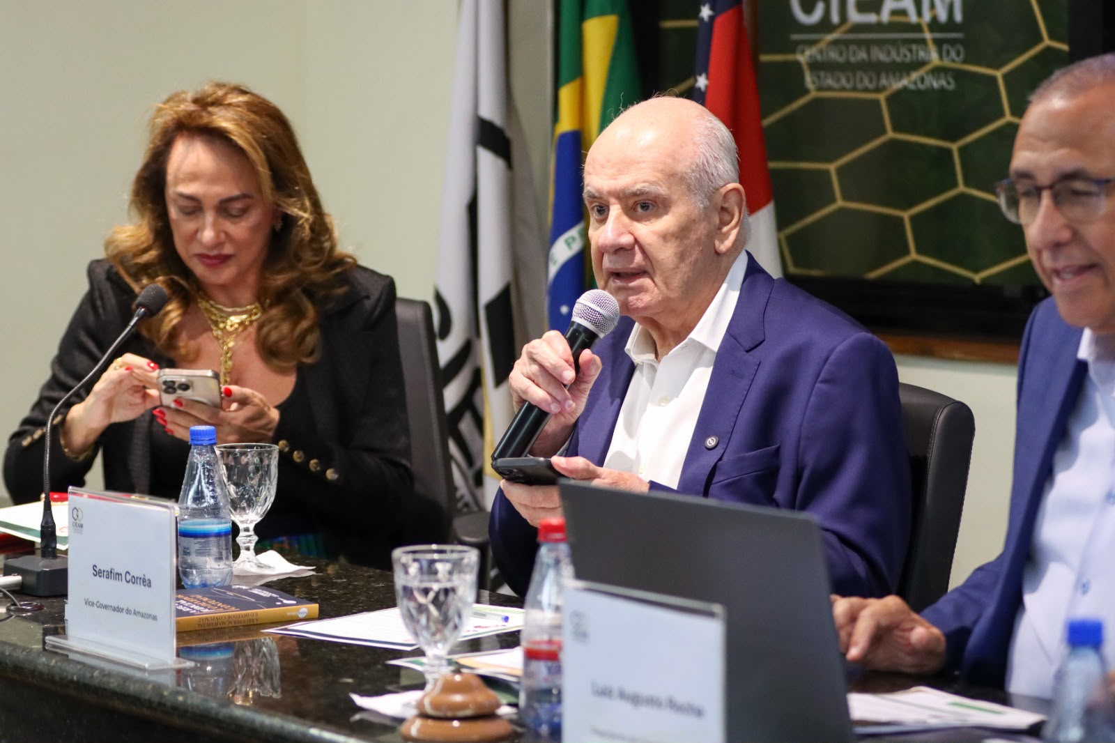 Serafim Corrêa destaca importância da Zona Franca de Manaus durante reunião do Conselho Superior do Cieam