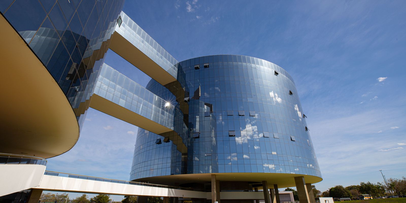 PGR deve se manifestar sobre supostas conversas entre Vorcaro e Moraes